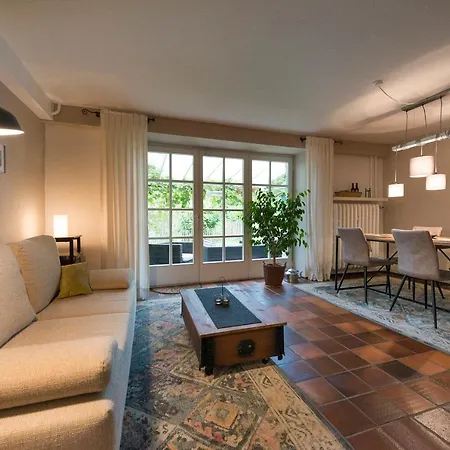 Zum Goldenen Schaf Ii *